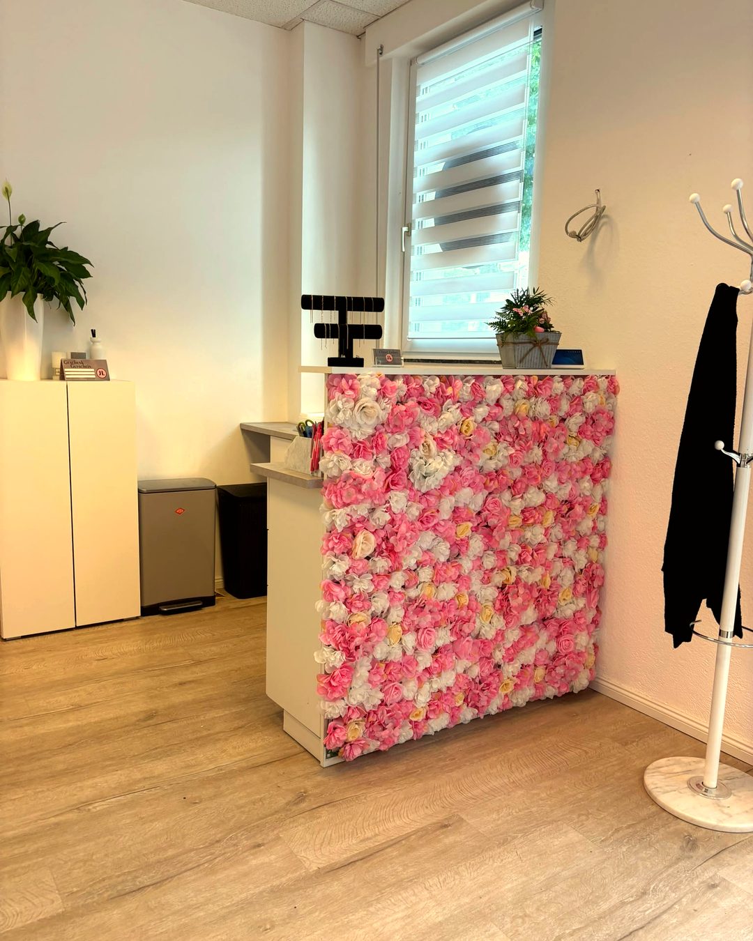 Empfangsbereich von Classic Lashes JL in Osnabrück